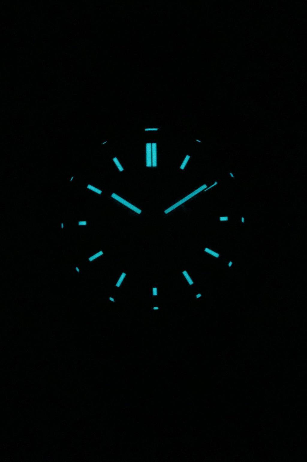 Bulova Racer Chronograph Leather Strap Black Dial Quartz 98B428 100M Men's Watch