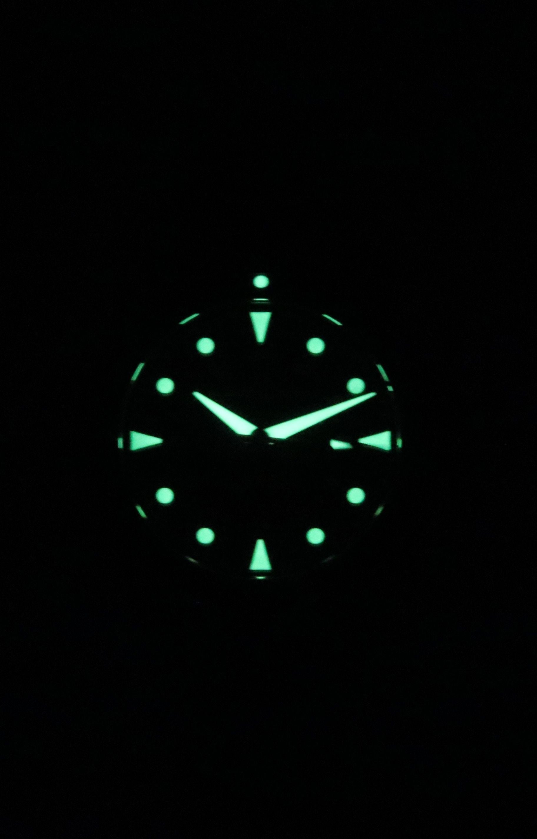 Hamilton Khaki Navy Scuba Stainless Steel Green Dial Automatic Diver's H82525160 300M Men's Watch