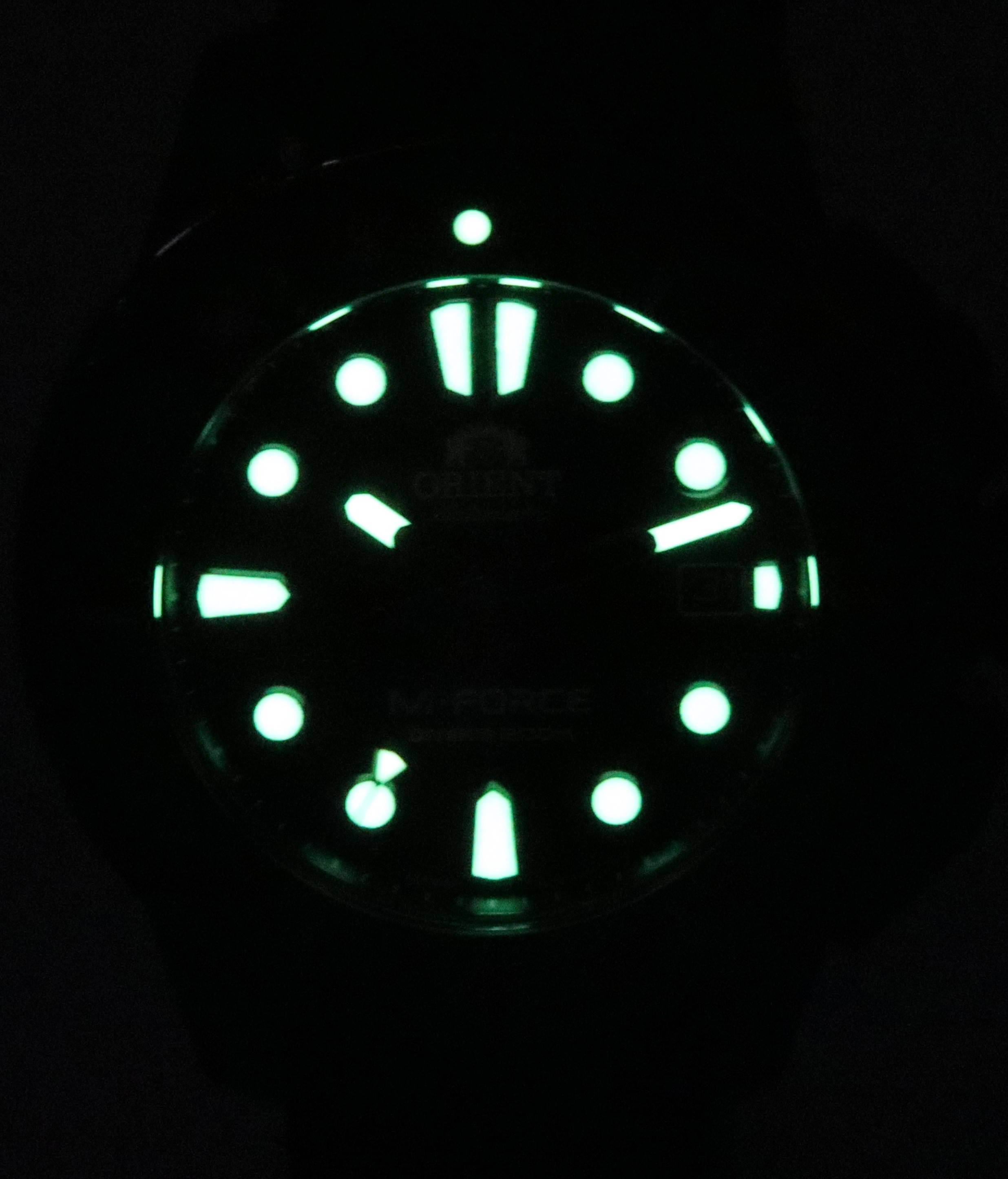 Orient M-Force Limited Edition Red Dial Automatic Diver's RA-AC0L09R00B 200M Men's Watch