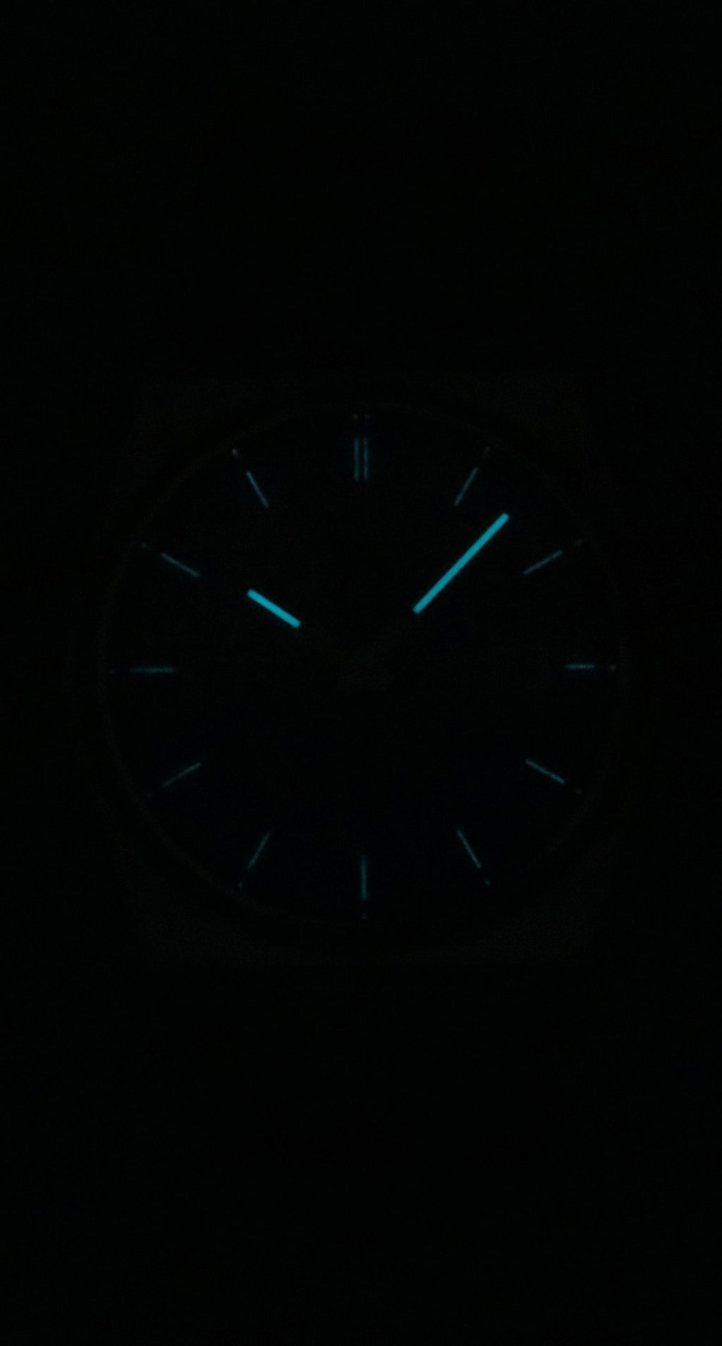 Tissot PRX Powermatic 80 Gradient Stainless Steel Ice Blue Chameleon Dial Automatic T137.407.11.351.01 100M Men's Watch